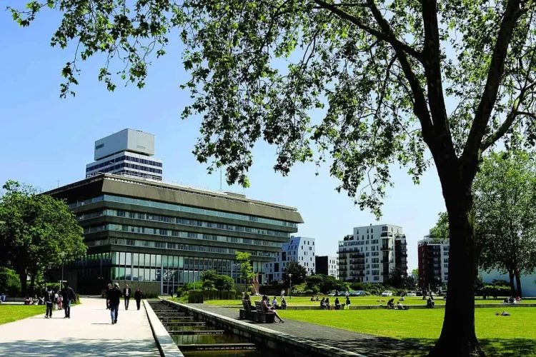 ourtier en crédit immobilier à Cergy, Parc François Mitterand